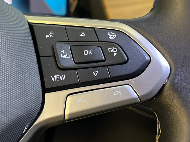 Certified 2025 Volkswagen Atlas SE AWD/4WD image 22