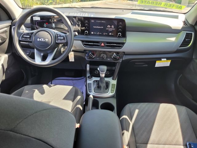 New 2026 Kia Seltos LX FWD image 7
