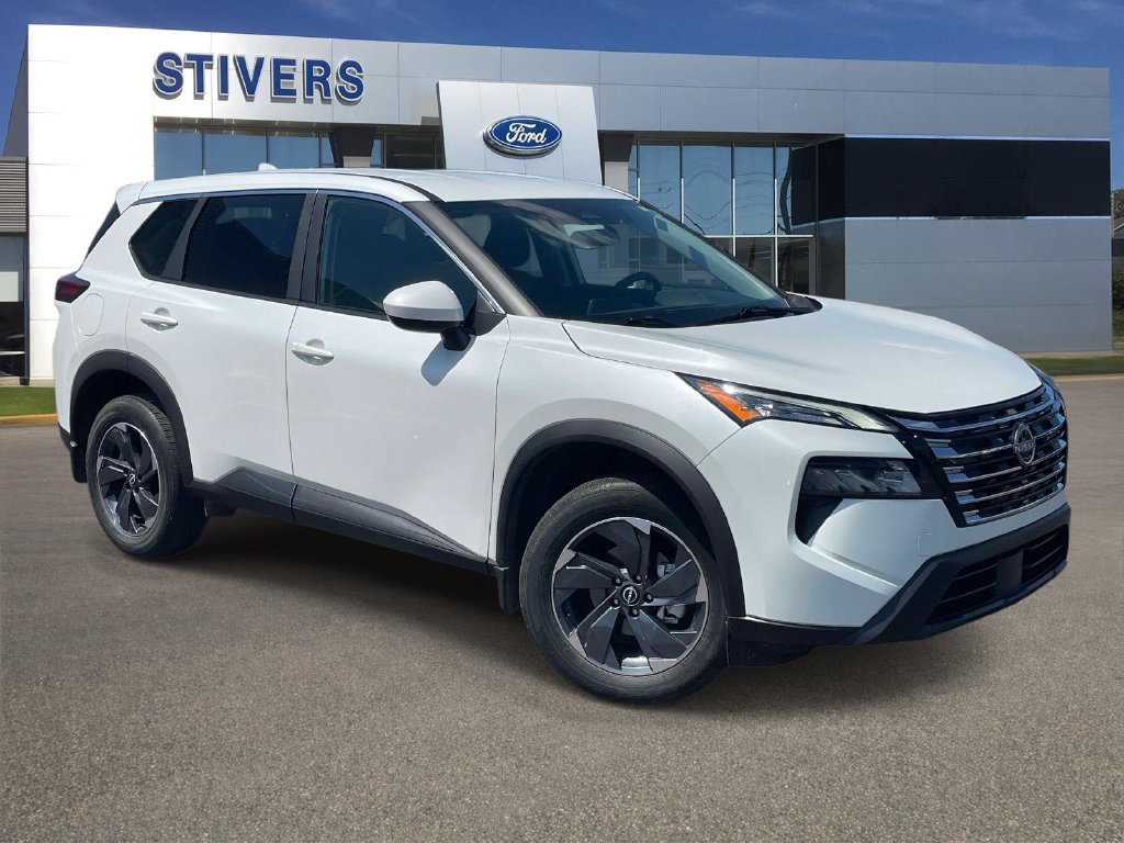 Used 2025 Nissan Rogue SV