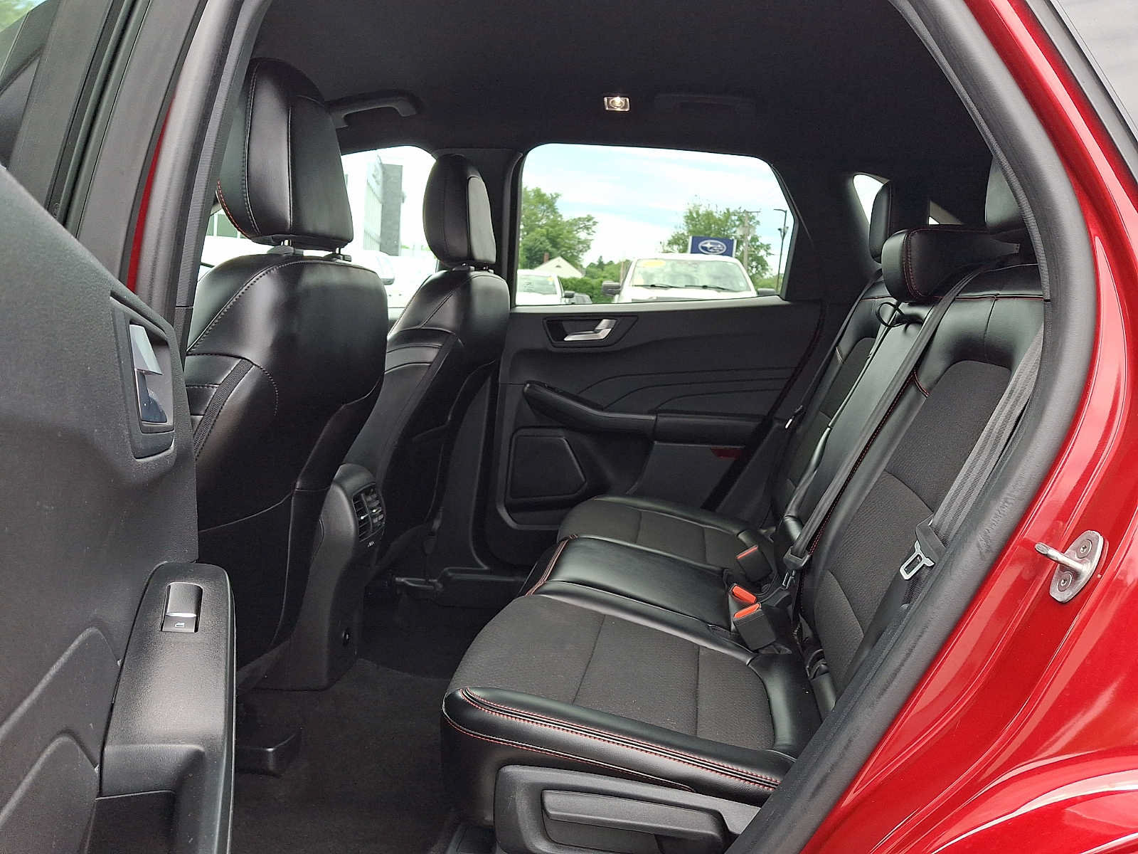 Used 2024 Ford Escape ST-Line AWD/4WD image 10