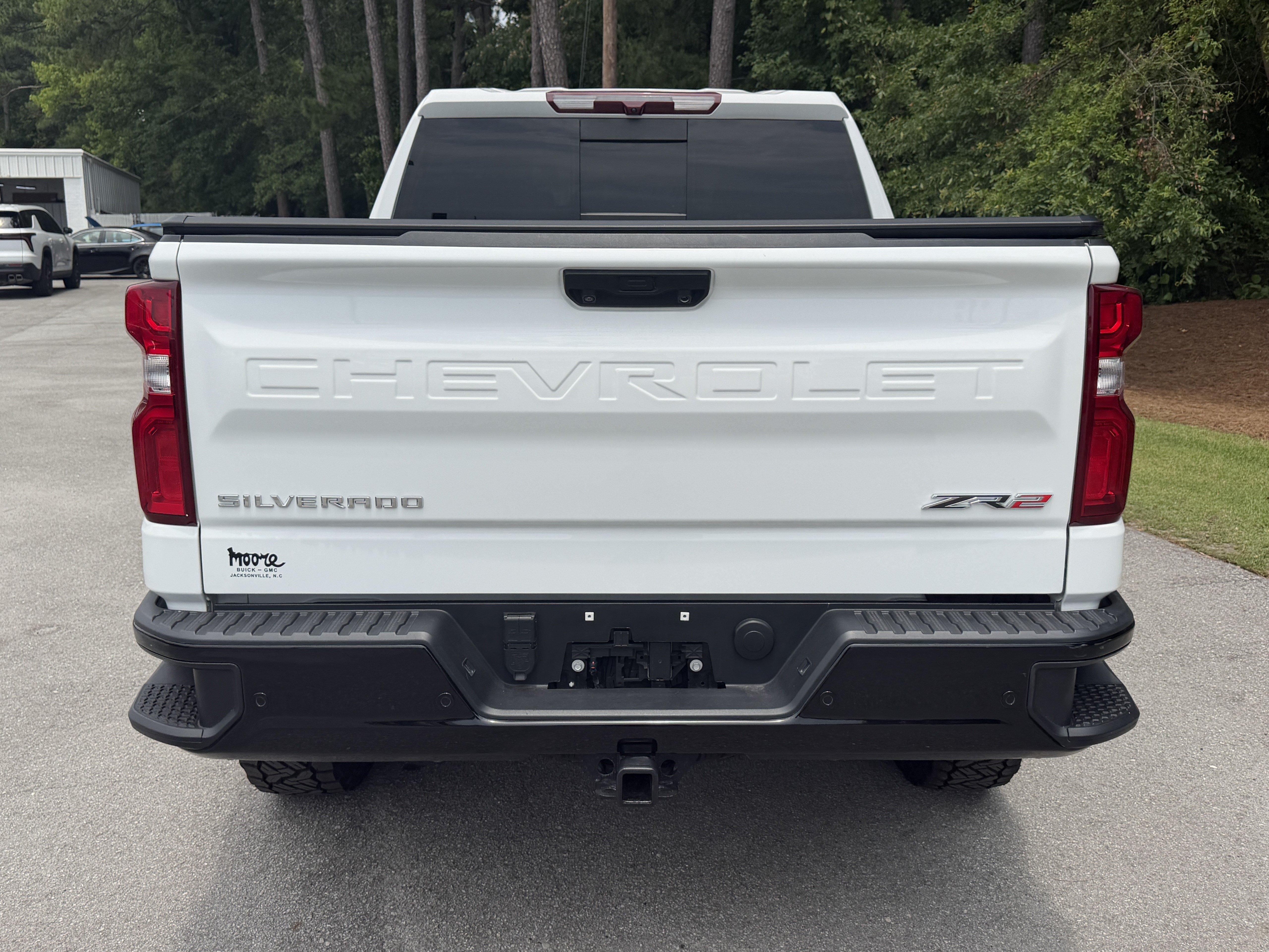 Used 2024 Chevrolet Silverado 1500 ZR2 AWD/4WD image 9
