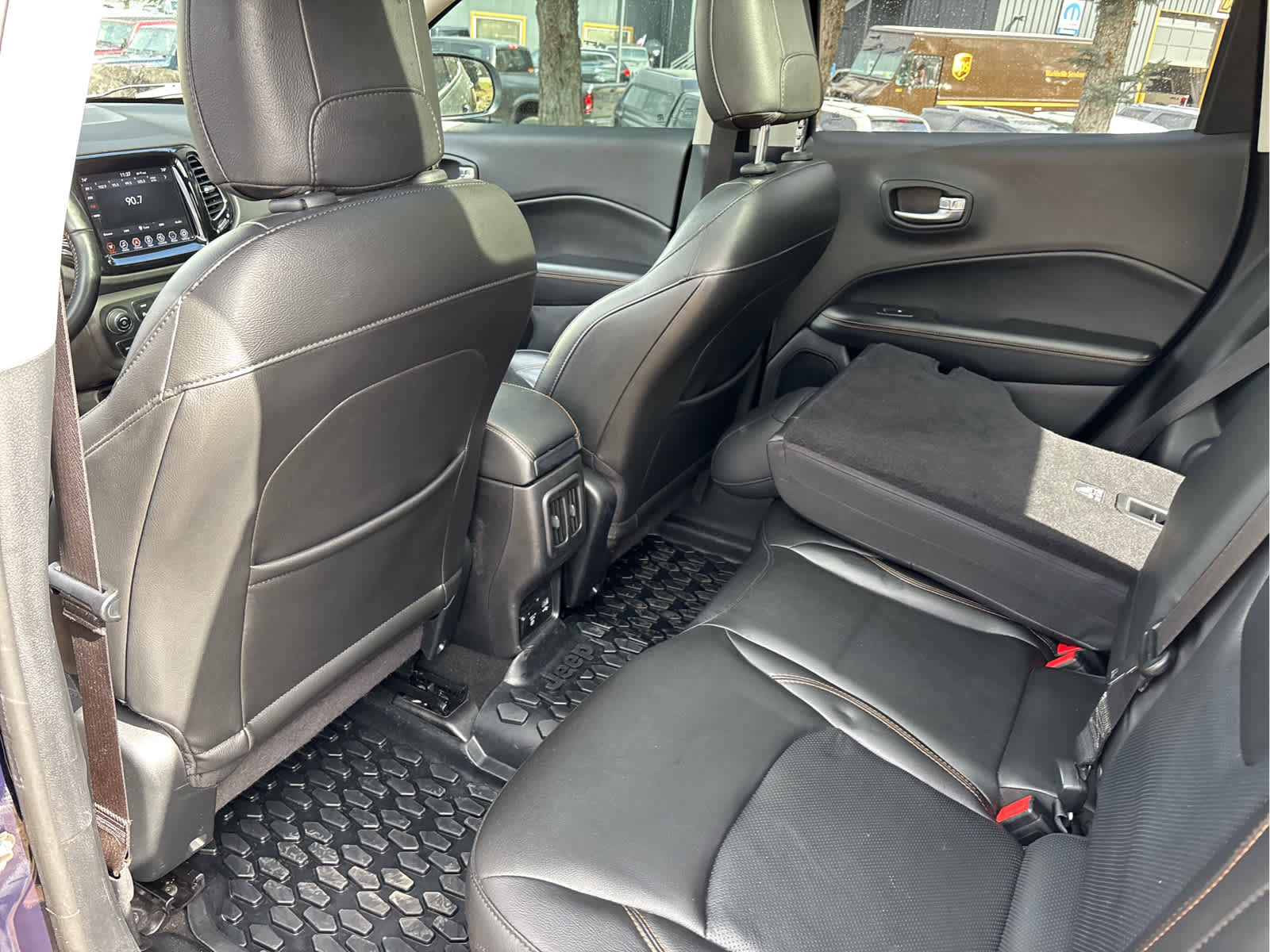 Used 2018 Jeep Compass Limited image 20