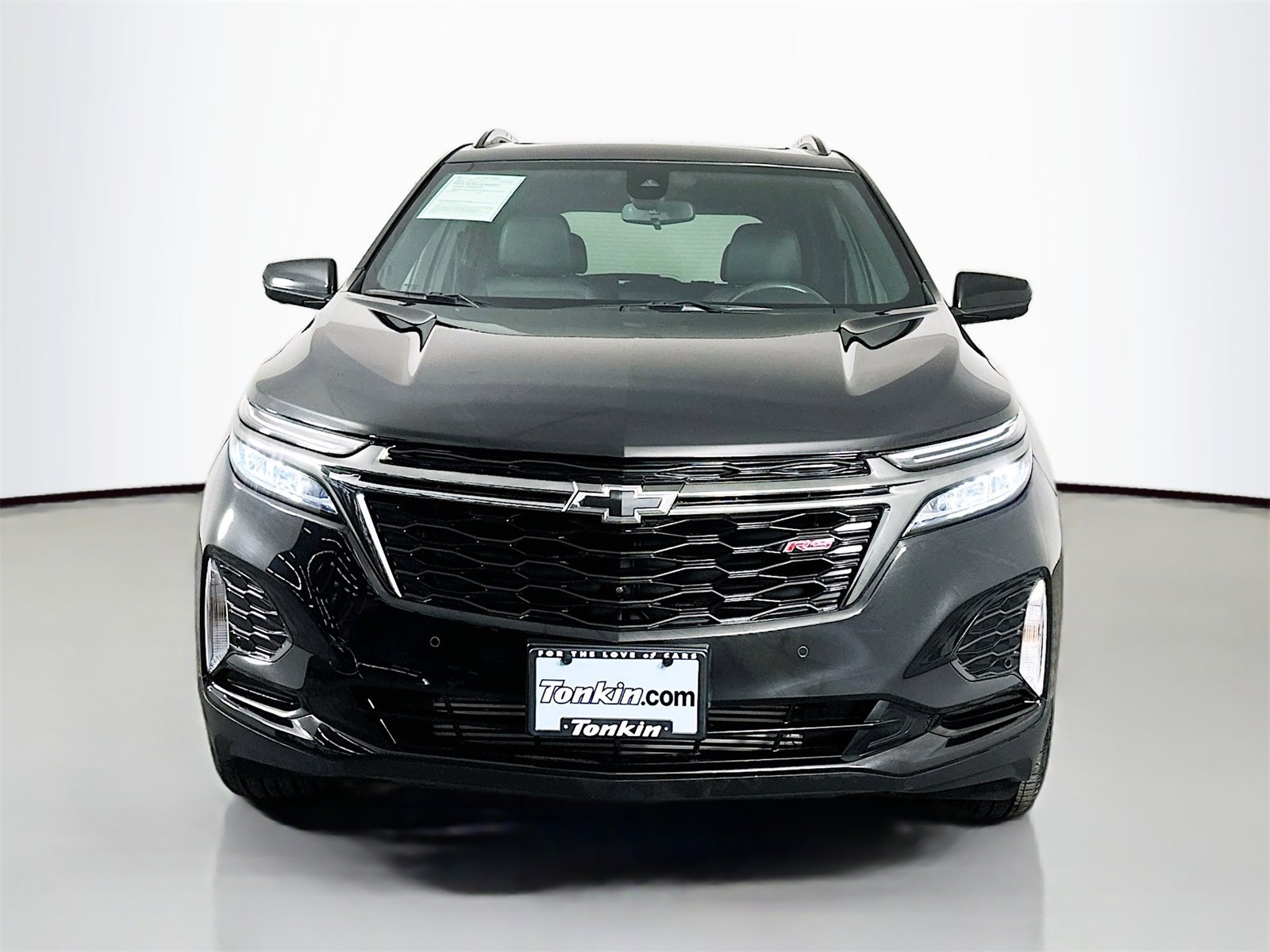 Used 2022 Chevrolet Equinox RS w/ RS Leather Package image 2