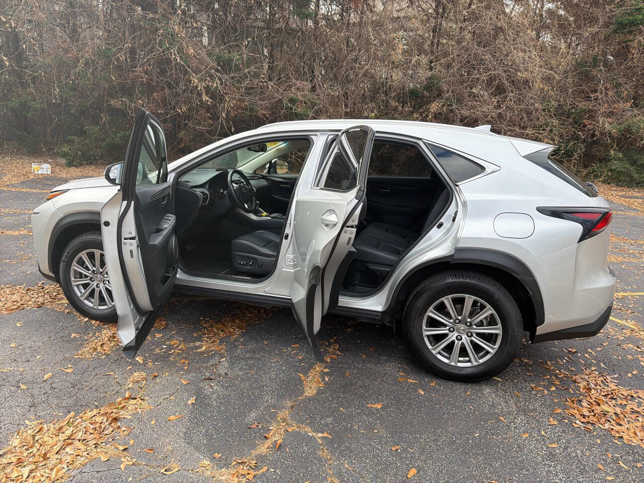 Used 2015 Lexus NX 200t FWD image 19