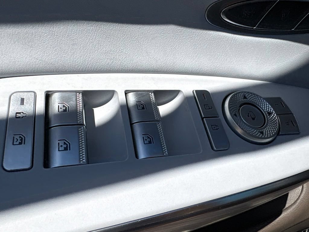 New 2026 Genesis GV70 2.5T Advanced AWD/4WD image 13