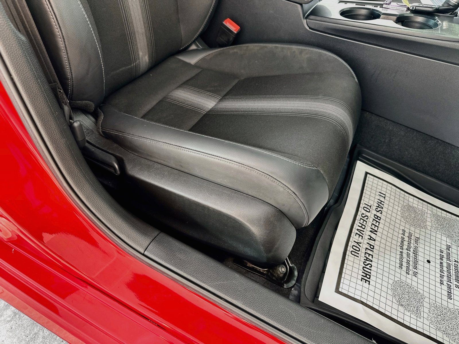 Used 2023 Honda Civic Sport image 29