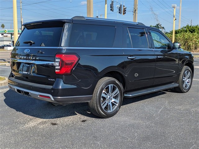 Used 2023 Ford Expedition Max Limited image 5