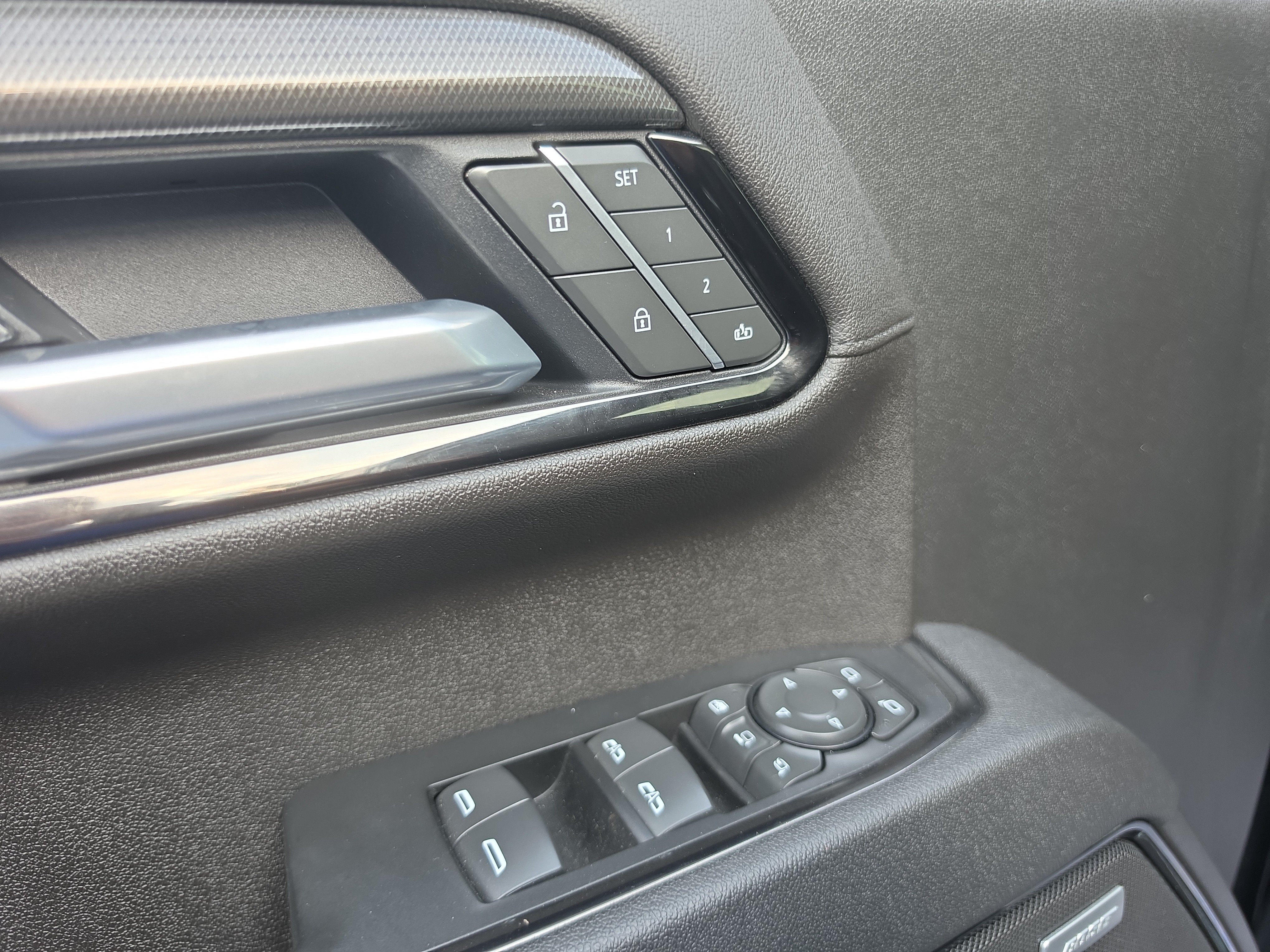 Used 2026 GMC Sierra 2500 AT4 AWD/4WD image 18