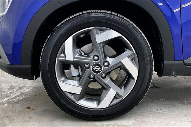 Used 2024 Hyundai Venue SEL image 10