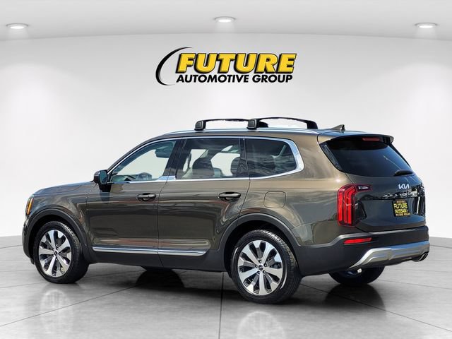 Used 2022 Kia Telluride EX w/ EX Premium Package FWD image 7