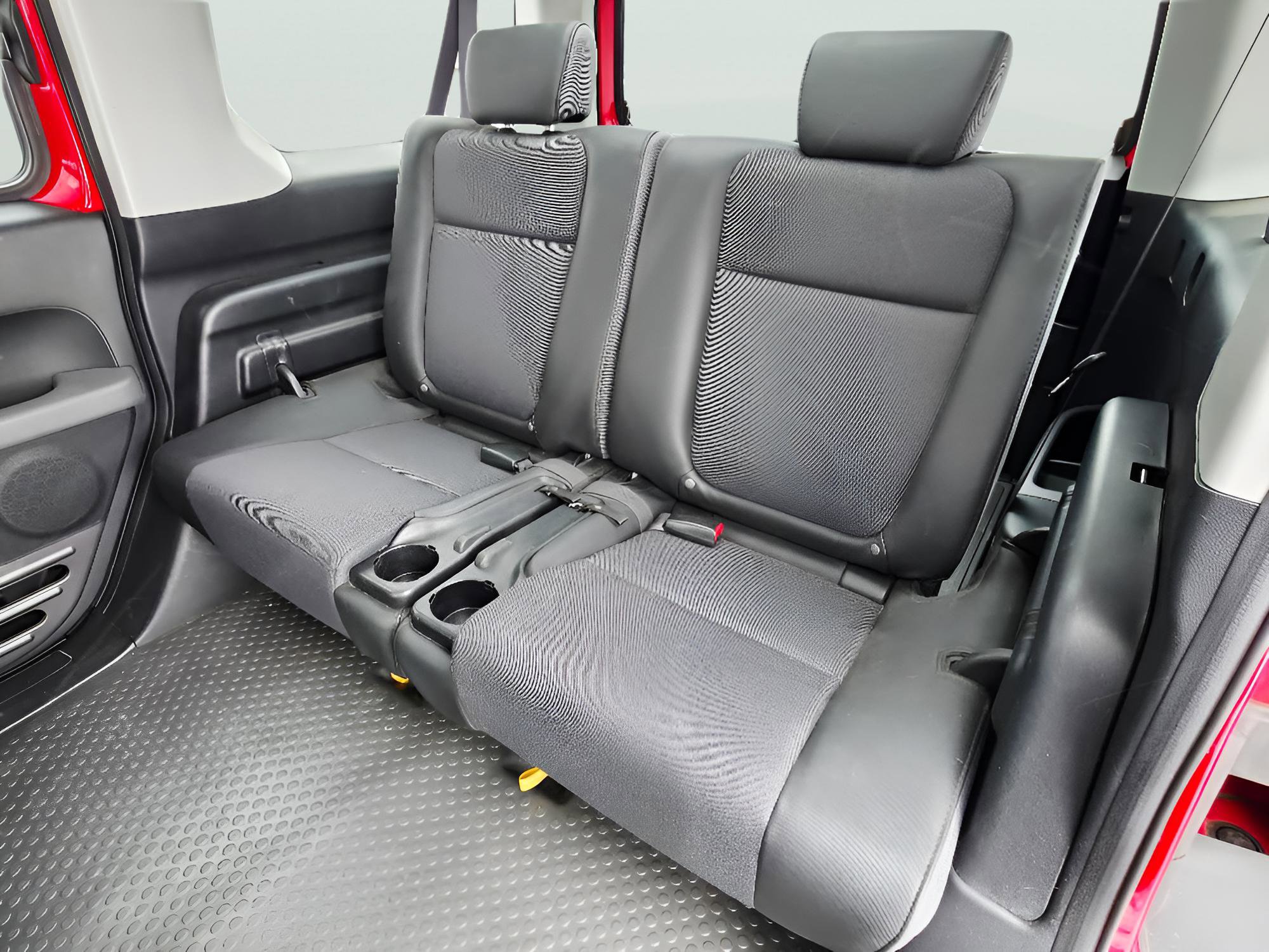 Used 2005 Honda Element EX image 12