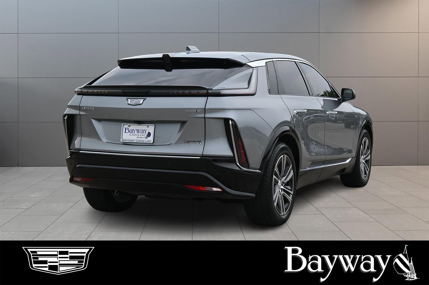 Used 2025 Cadillac Lyriq Luxury RWD image 5