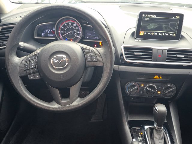 Used 2016 MAZDA MAZDA3 i Sport FWD image 12