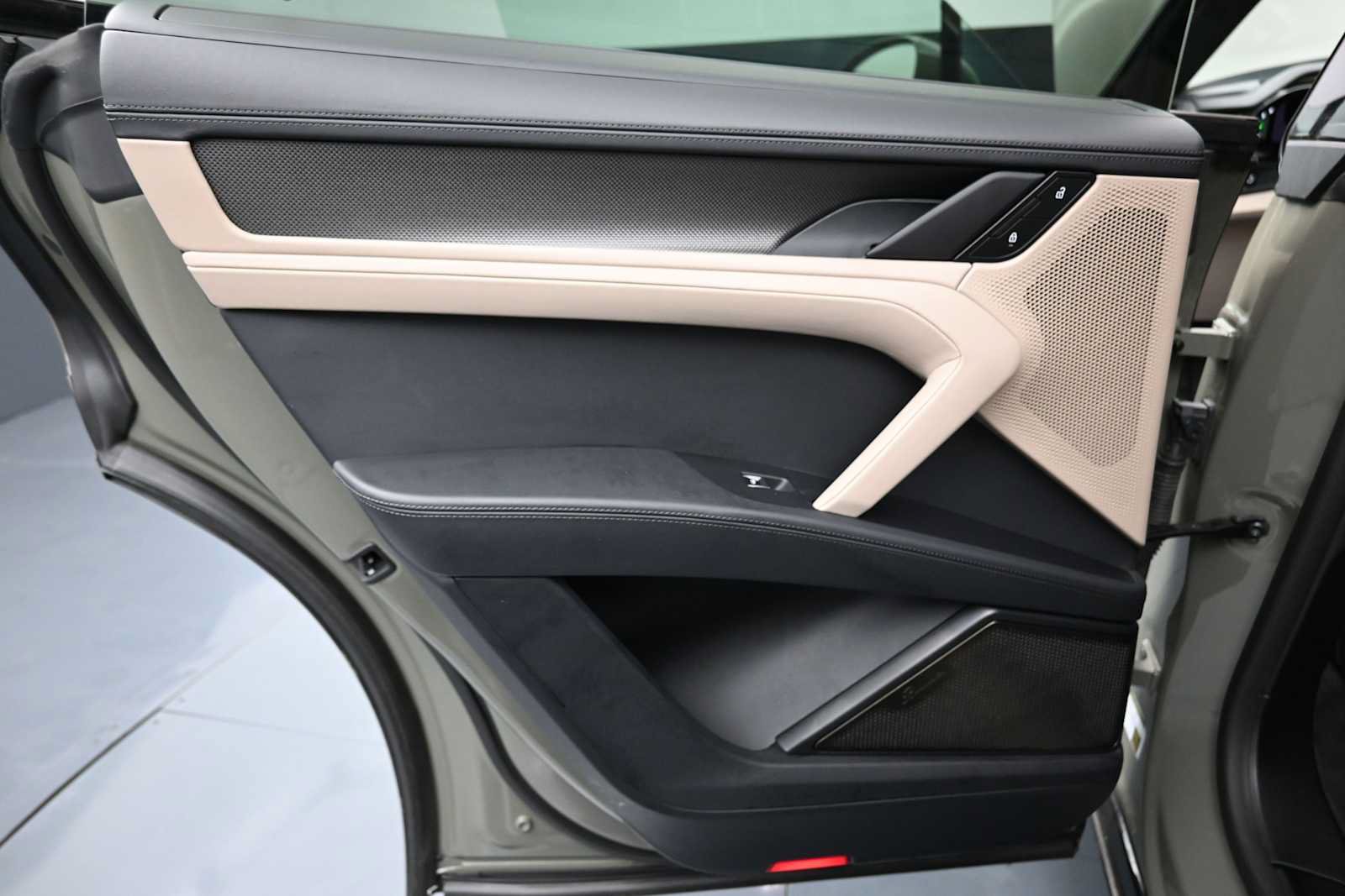 New 2026 Porsche Cayenne Turbo AWD/4WD image 23