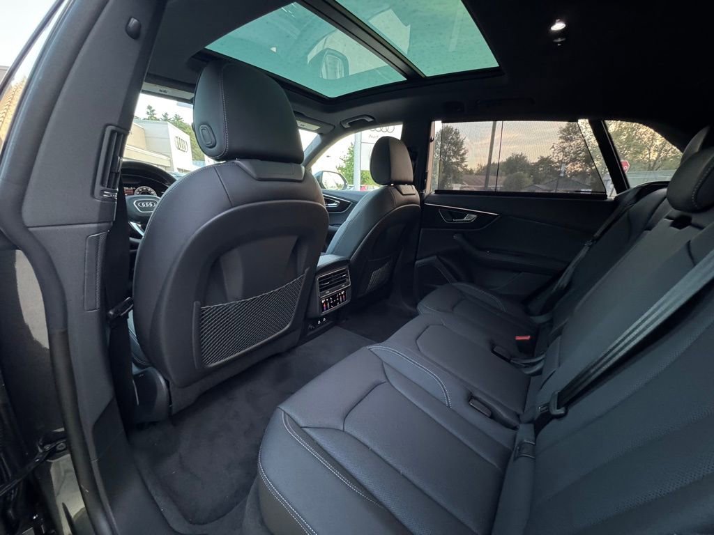 New 2025 Audi Q8 Premium Plus image 28