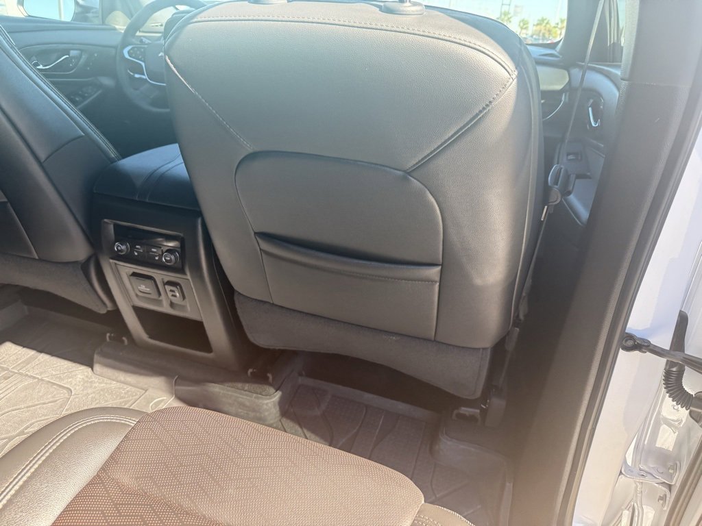 Used 2023 Chevrolet Traverse High Country w/ LPO, Floor Liner Package image 37