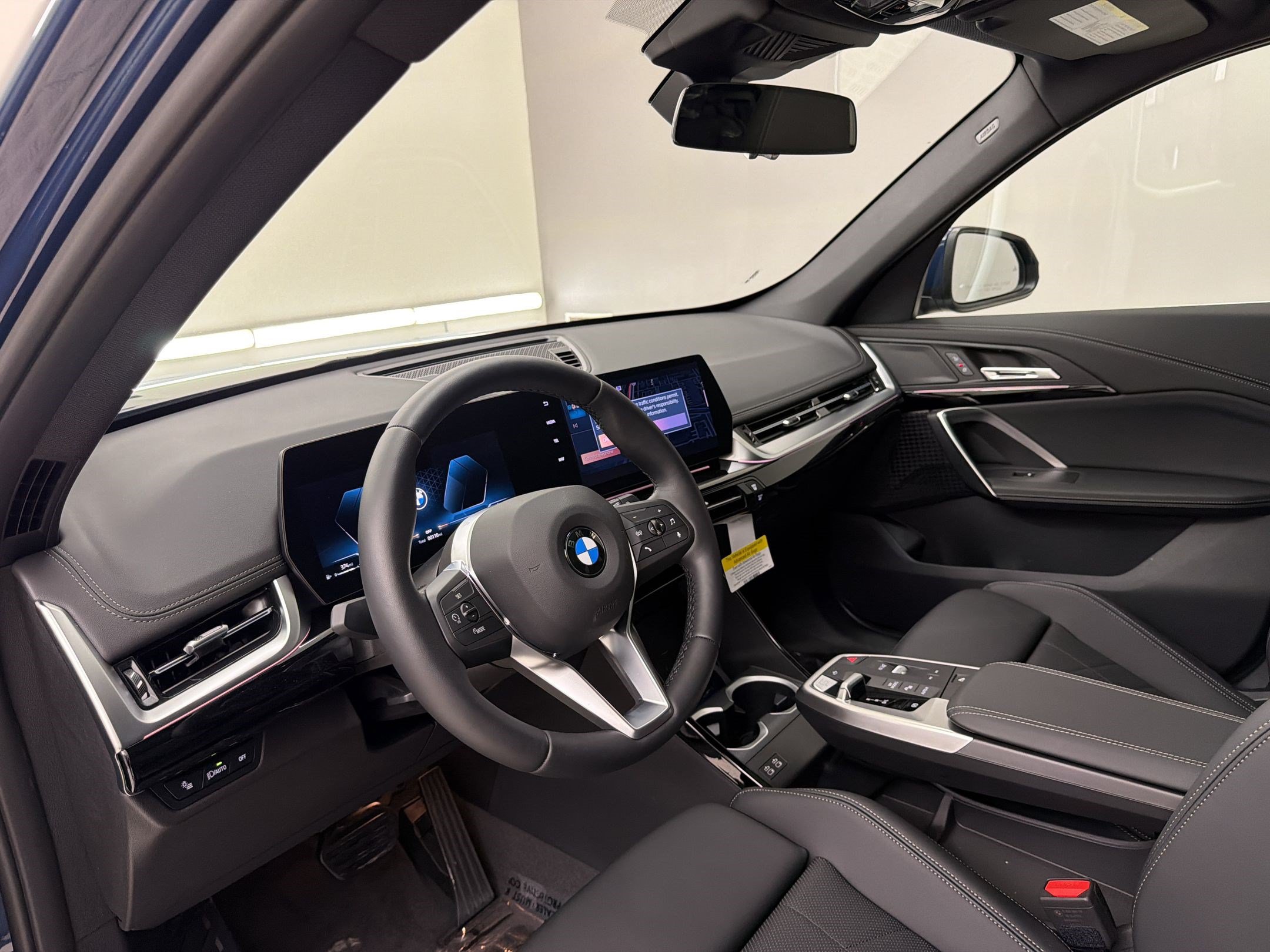 New 2026 BMW X1 xDrive28i w/ Convenience Package AWD/4WD image 4