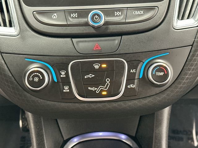 Used 2018 Chevrolet Malibu LT FWD image 14