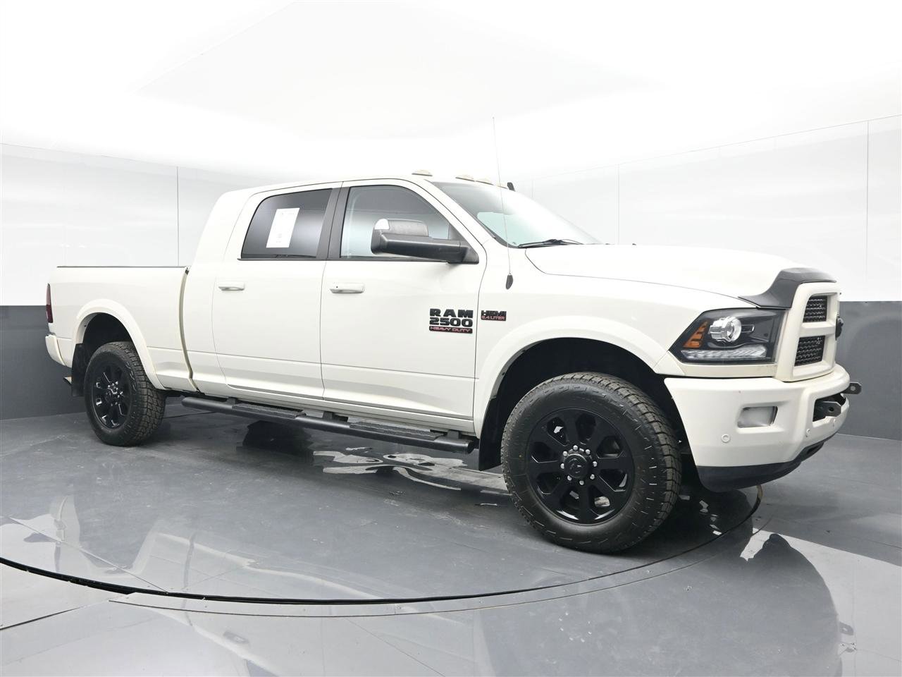 Used 2017 RAM 2500 Laramie w/ Sport Appearance Group AWD/4WD image 3