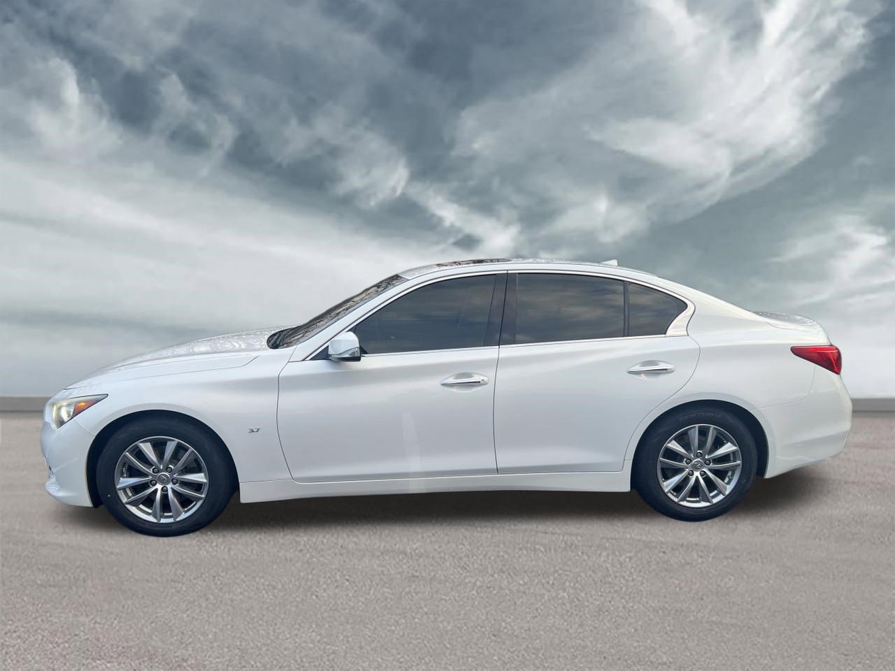 Used 2014 INFINITI Q50 Premium w/ All Weather Package image 2