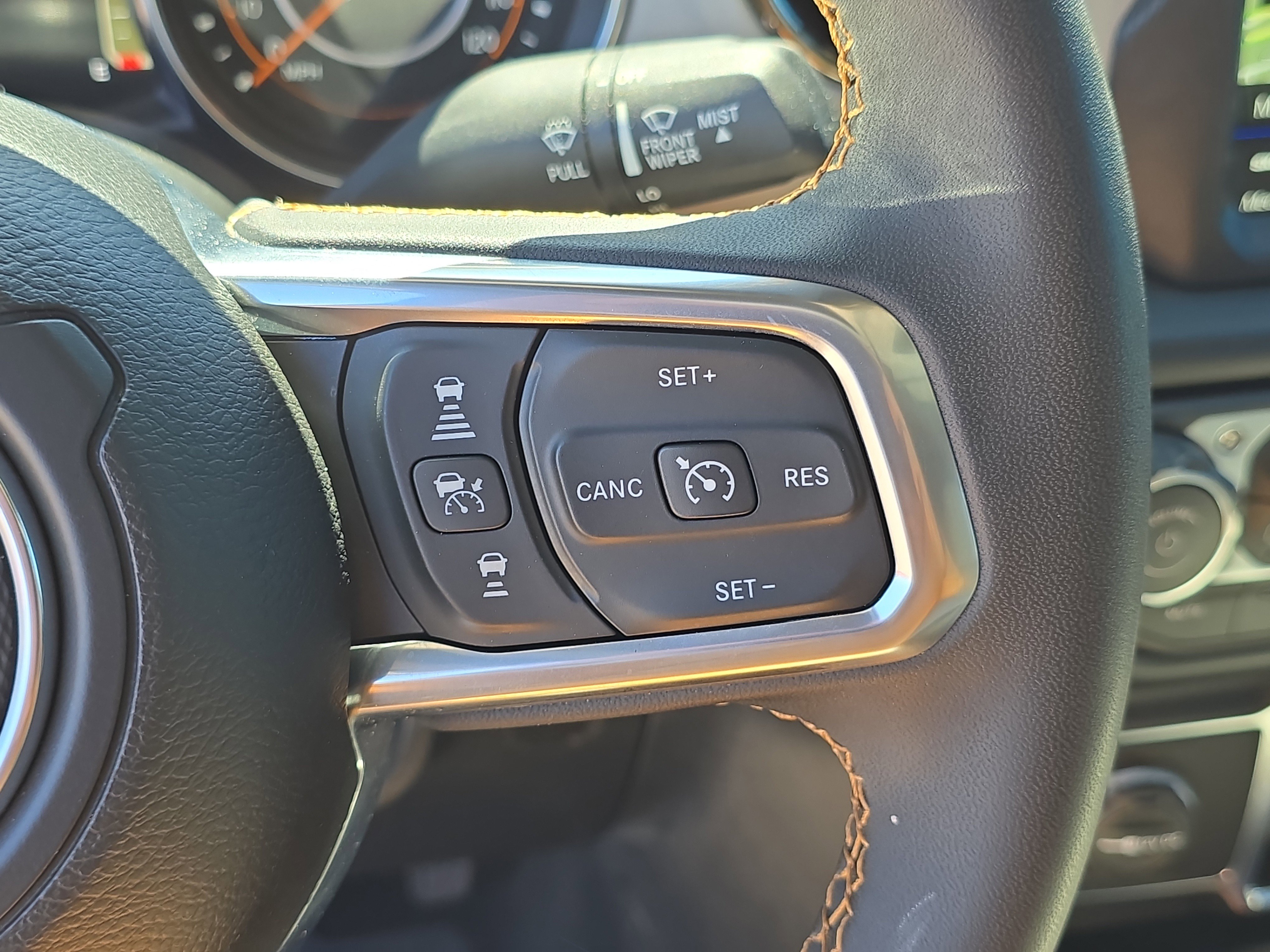 Used 2023 Jeep Gladiator Overland image 31