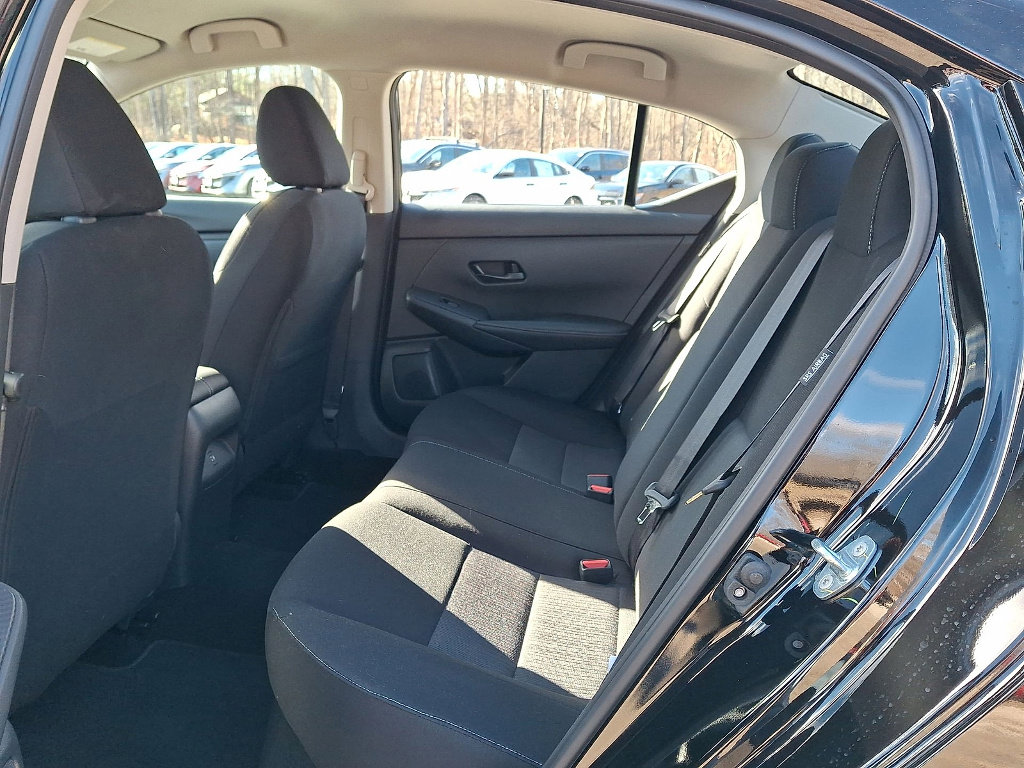 Used 2025 Nissan Sentra SV w/ All-Weather Package image 20