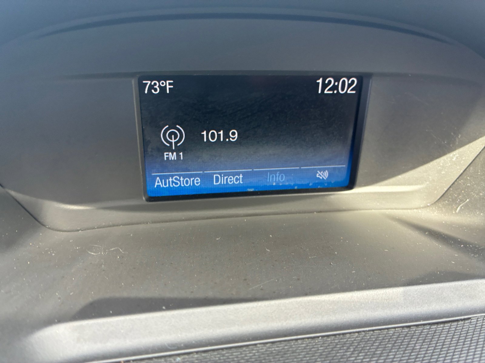 Used 2018 Ford Escape SE image 21