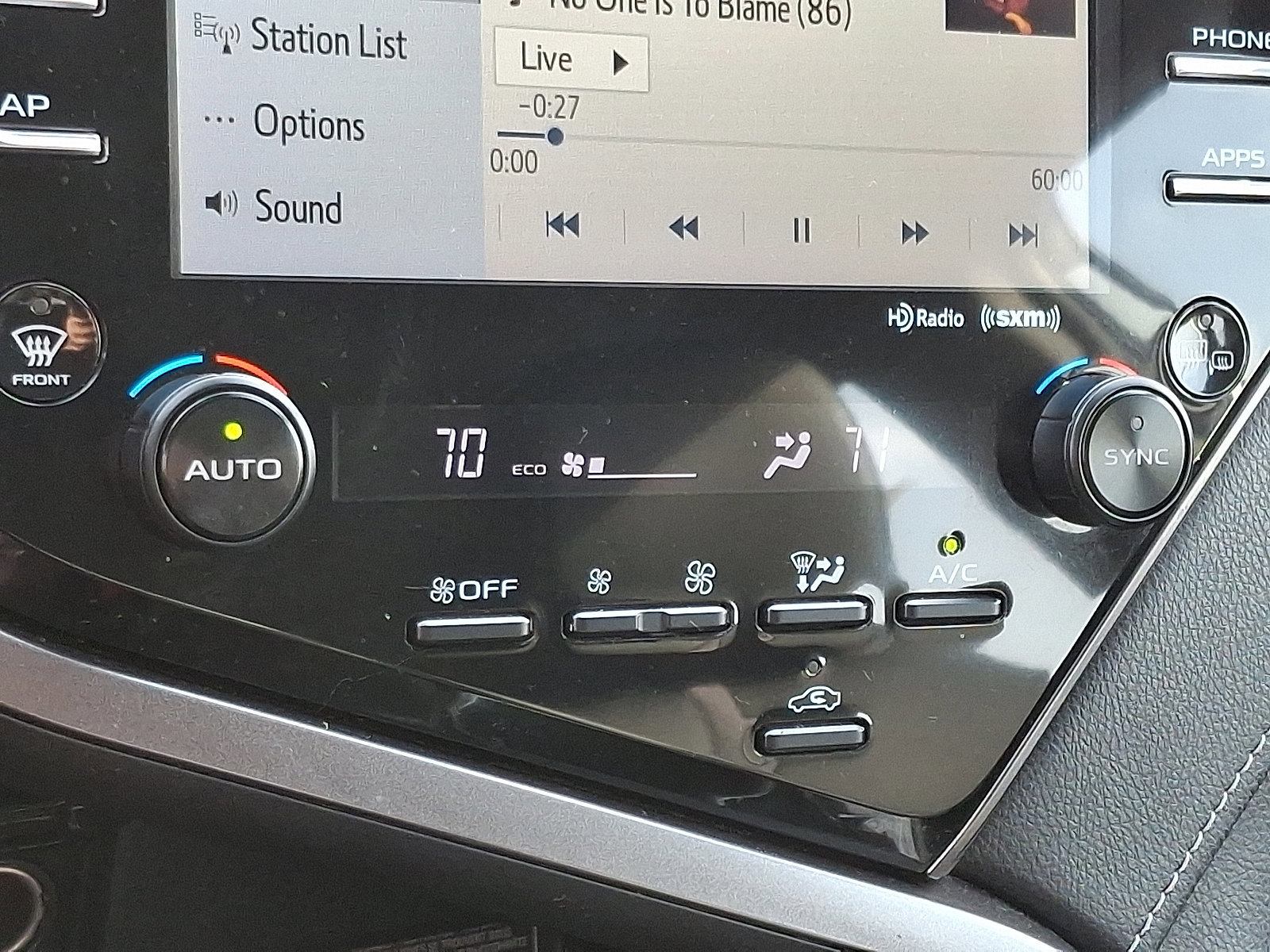 Certified 2020 Toyota Camry XSE image 15