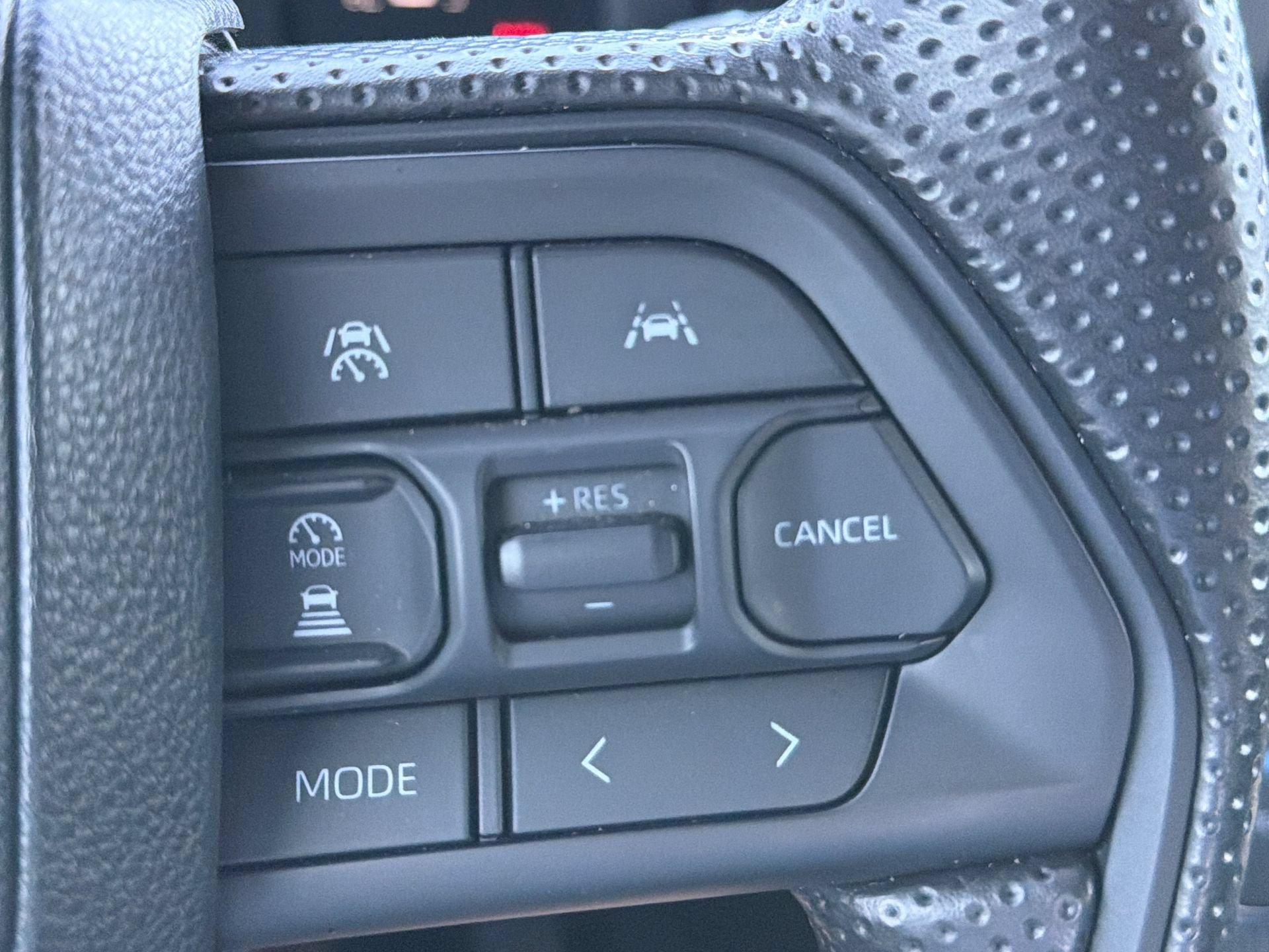 Used 2024 Toyota Tacoma SR5 RWD image 28