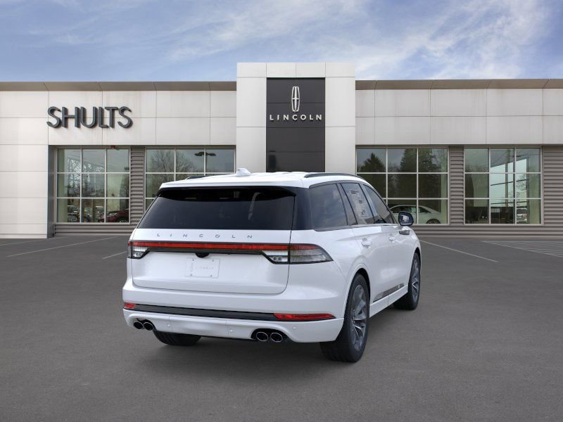 New 2026 Lincoln Aviator AWD image 9