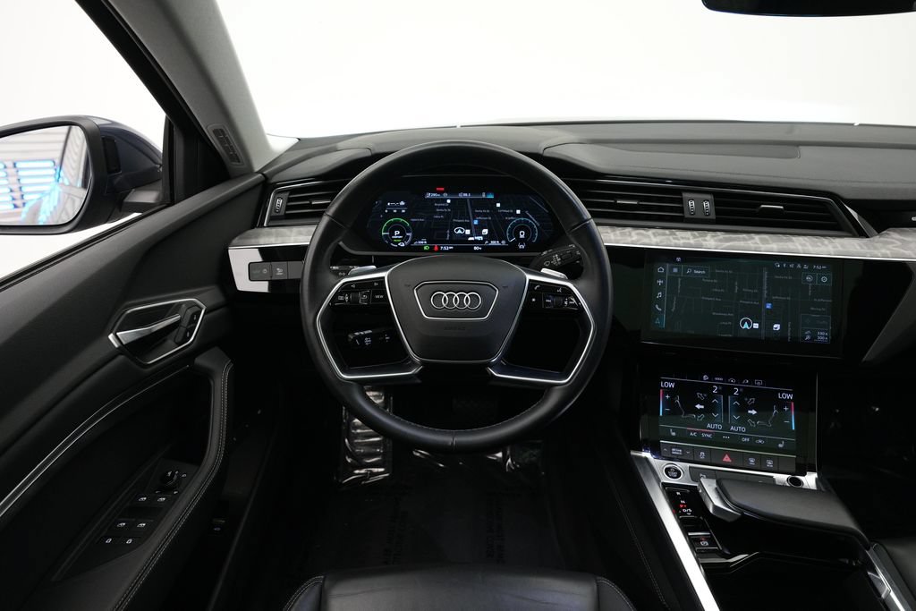 Used 2024 Audi Q8 e-tron Premium AWD/4WD image 10
