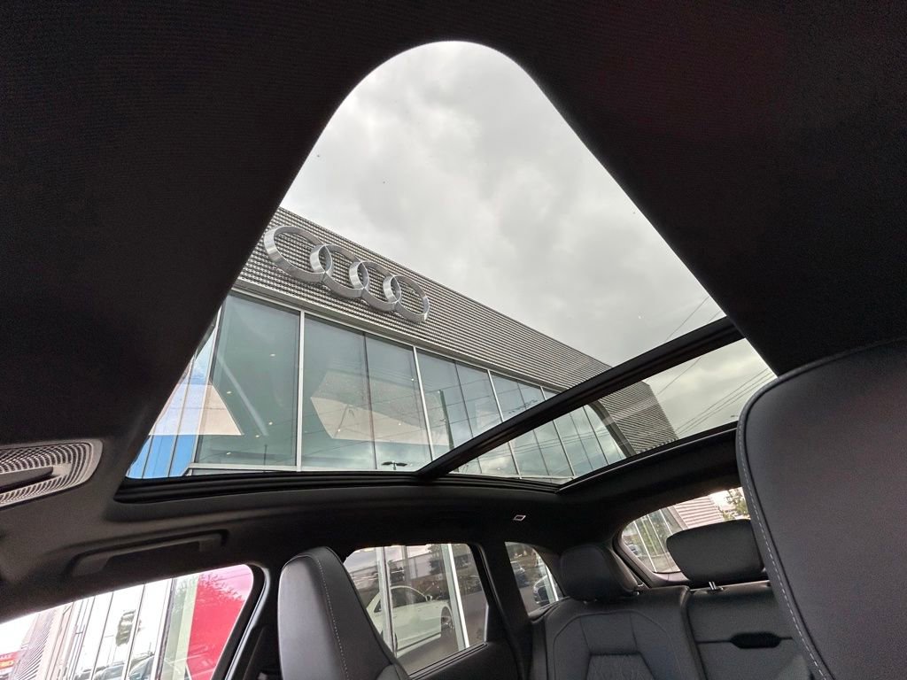 New 2025 Audi SQ5 Premium Plus image 13