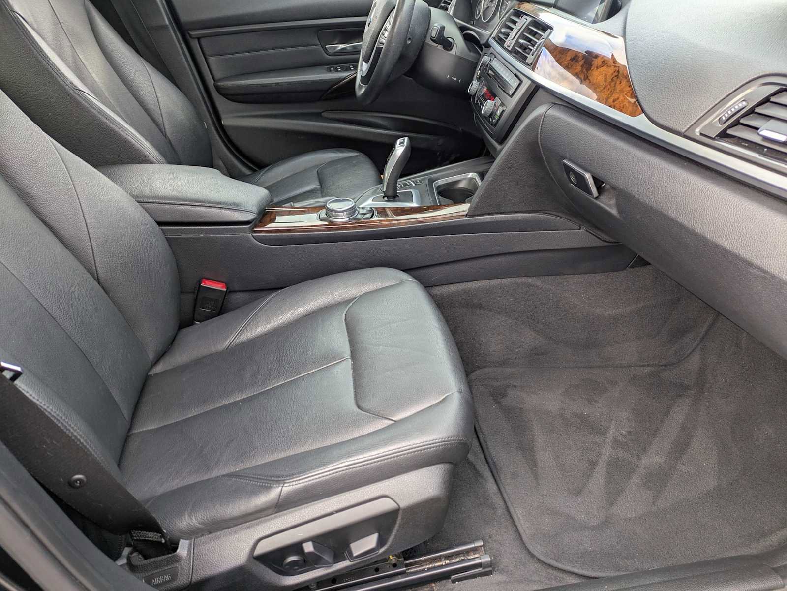 Used 2014 BMW 328i xDrive Sedan image 22