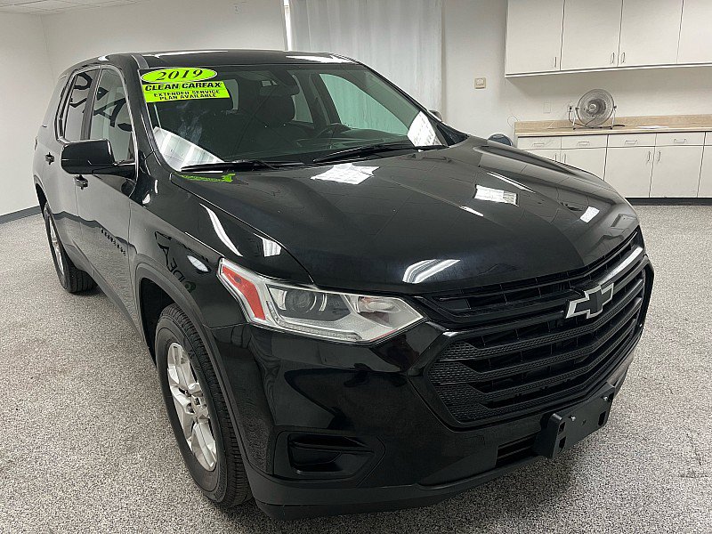 Used 2019 Chevrolet Traverse LS w/ LPO, Blackout Package image 3