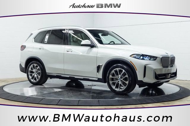 New 2026 BMW X5 xDrive50e image 1