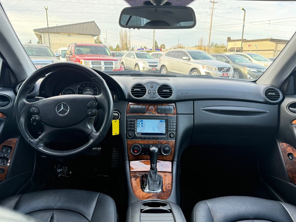 Used 2009 Mercedes-Benz CLK 550 Coupe w/ Premium I Pkg image 14