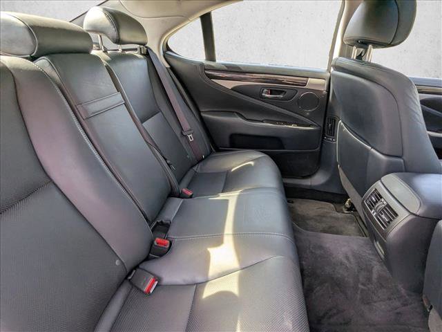 Used 2017 Lexus LS 460 w/ Comfort Package image 20