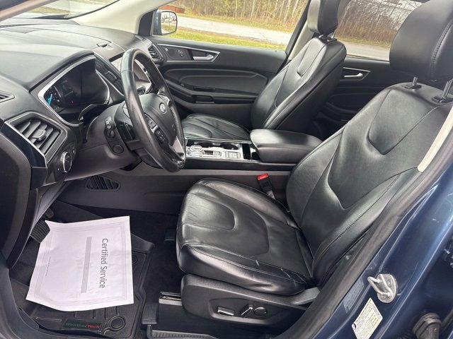 Used 2019 Ford Edge Titanium w/ Equipment Group 301A image 11