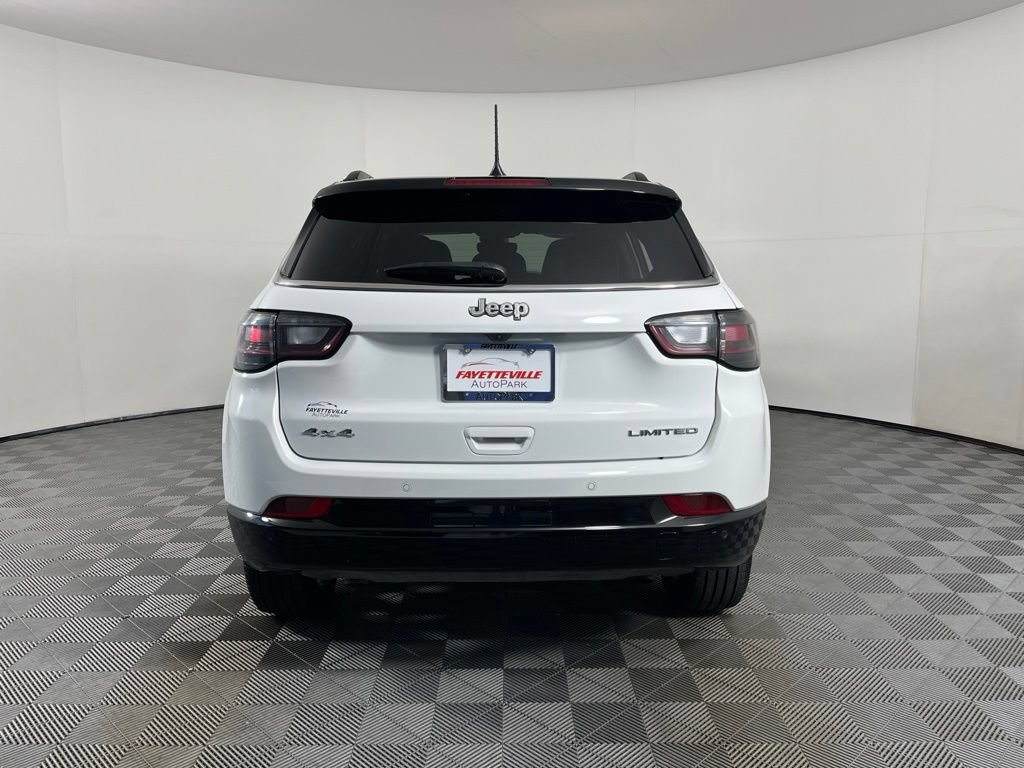 Used 2025 Jeep Compass Limited w/ Elite Group AWD/4WD image 13
