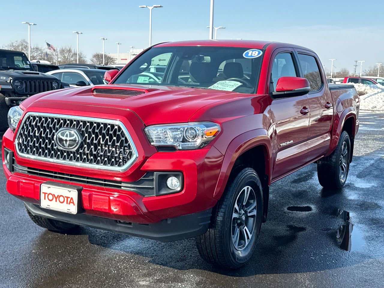 Used 2019 Toyota Tacoma TRD Sport image 7