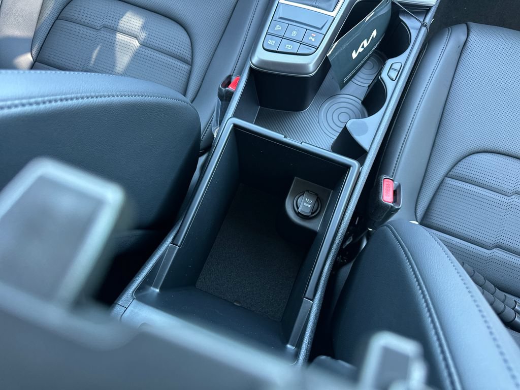 New 2026 Kia Sportage SX AWD/4WD image 32