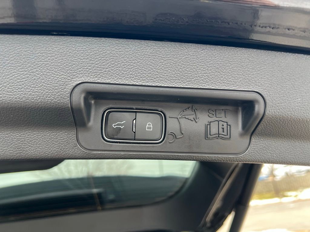 Used 2023 Ford Explorer ST w/ Equipment Group 401A image 27