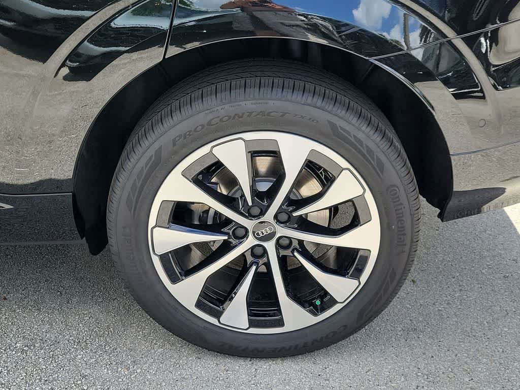 New 2026 Audi Q3 quattro 2.0T AWD/4WD image 16