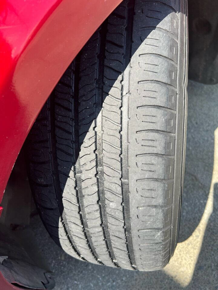 Used 2014 Ford Focus SE image 24