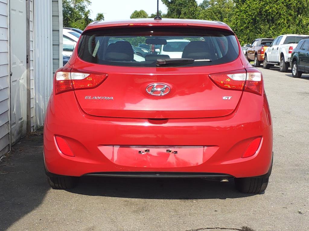 Used 2016 Hyundai Elantra GT FWD image 4