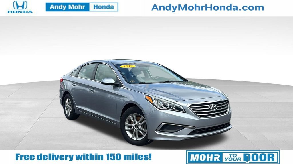 Used 2017 Hyundai Sonata SE w/ Winter Weather Package FWD image 1