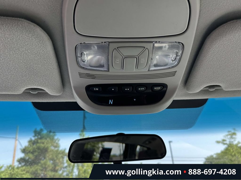 Used 2009 Toyota Sienna CE FWD image 28