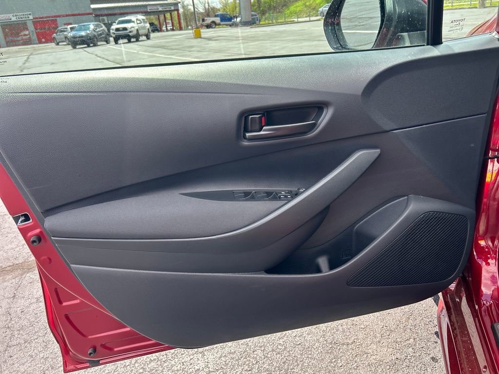 New 2026 Toyota Corolla LE FWD image 18