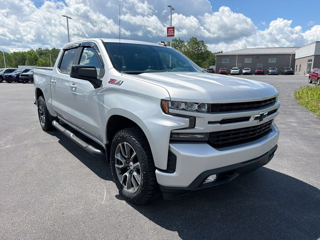 Used 2019 Chevrolet Silverado 1500 RST AWD/4WD image 2