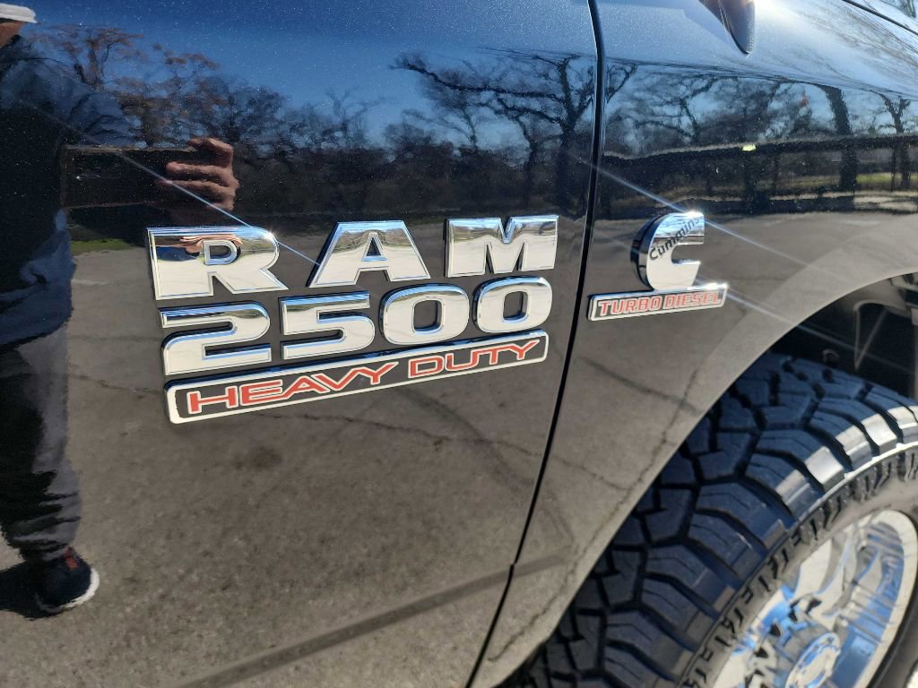 Used 2018 RAM 2500 SLT w/ Luxury Group image 15